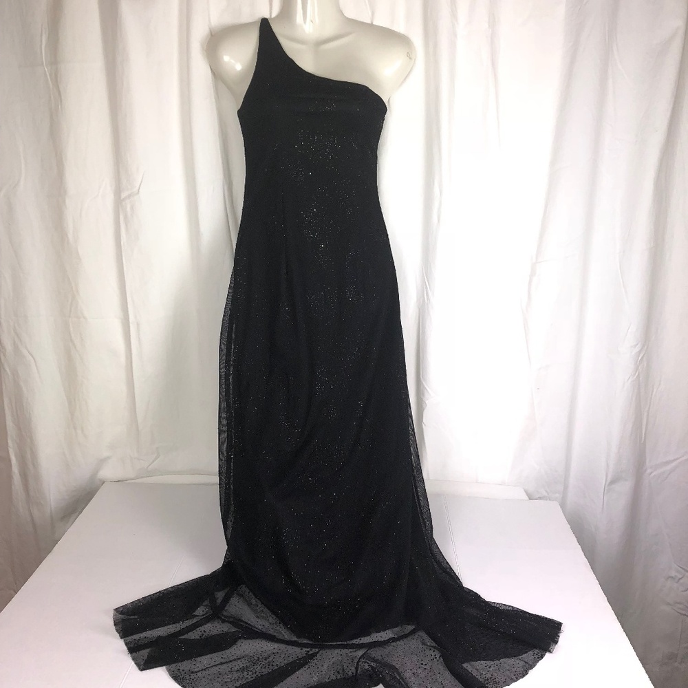 Jessica McClintock Blk Sz 7 -1 shoulder gown 118